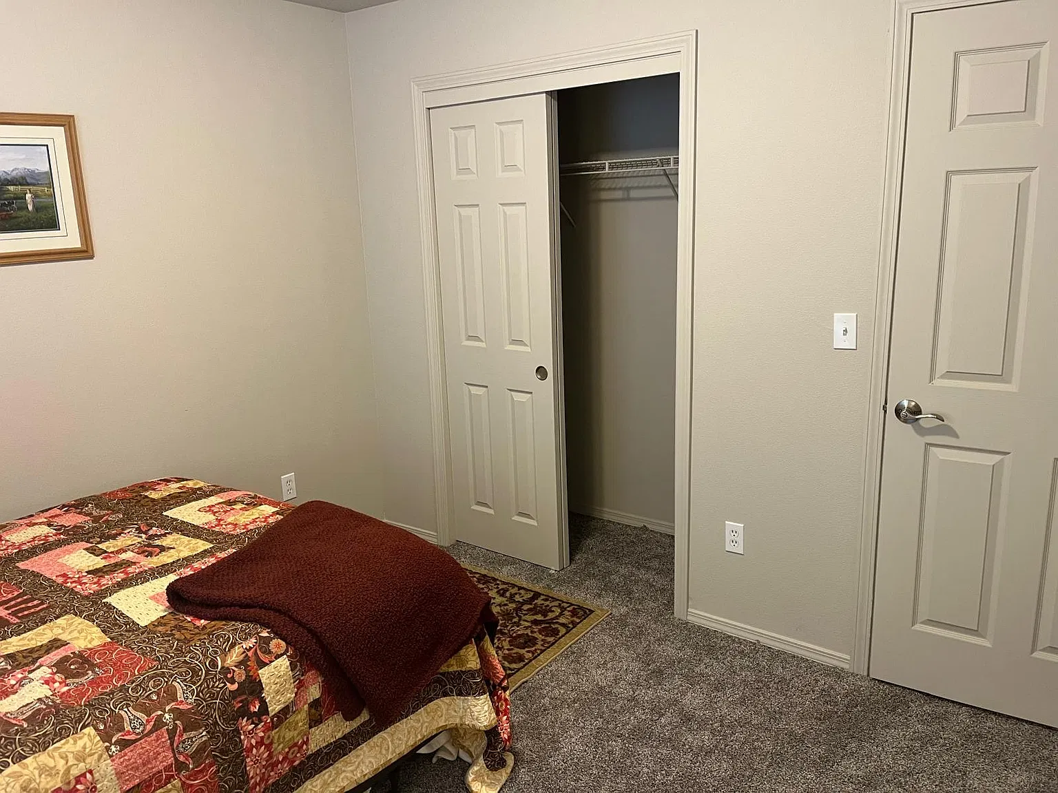 4 bed, 2.5 bath, 1650 sqft, $725 — Photo 3