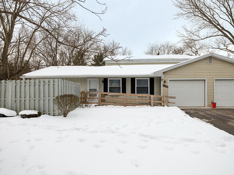 1st image of 10185 Foxhollow Ct