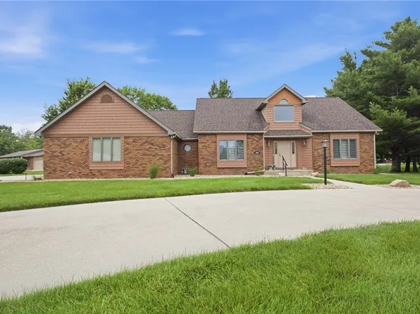 1026 Northwood Dr, Effingham, IL 62401