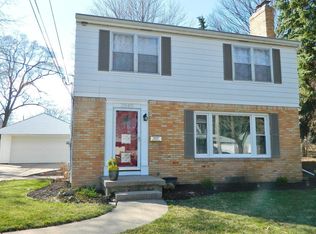 2045 Cambridge Dr SE, Grand Rapids, MI 49506