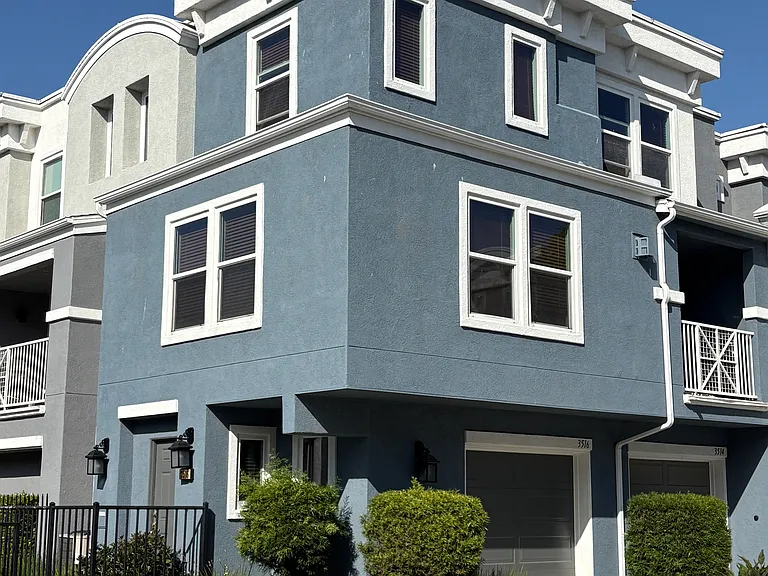 3516 Shoreline Bluff Ln — Photo 18