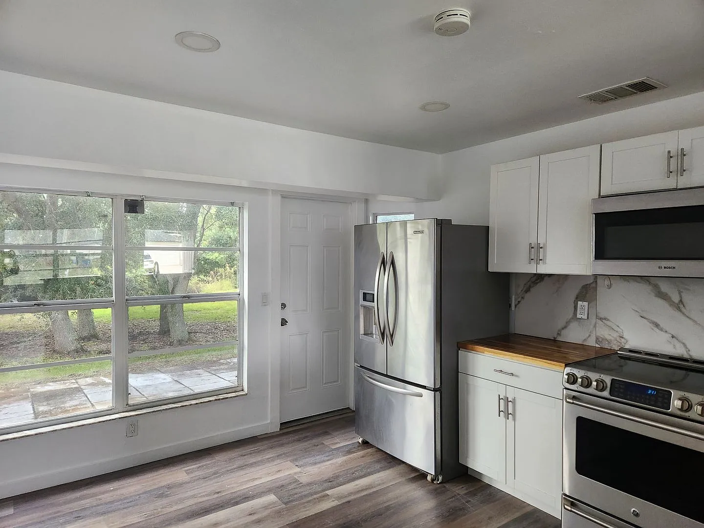 Cozy 2br 2ba House In Buckingham Area Recently Reduced! — Photo 4
