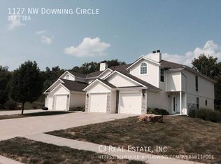 1127 NW Downing Cir, Blue Springs, MO 64015