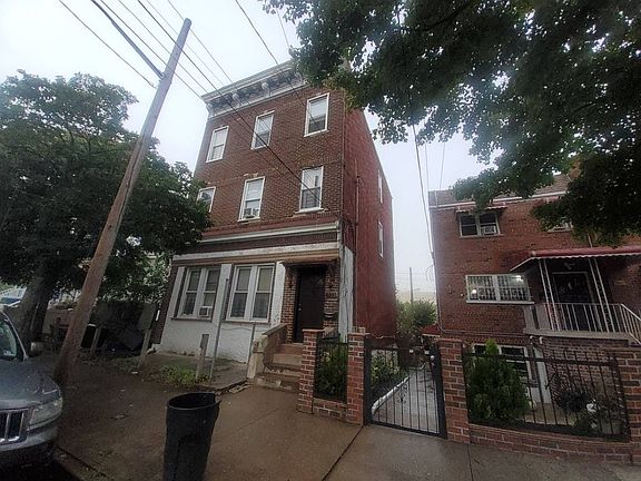 2nd image of 4643 Bronx Blvd
