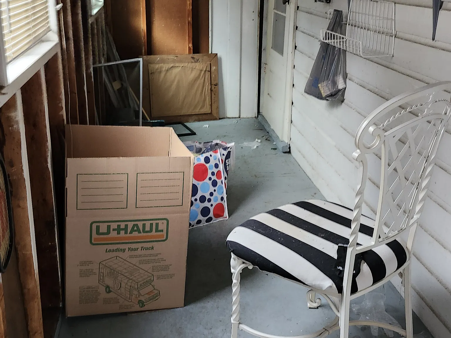3 bed, 1430 sqft, $749 — Photo 4