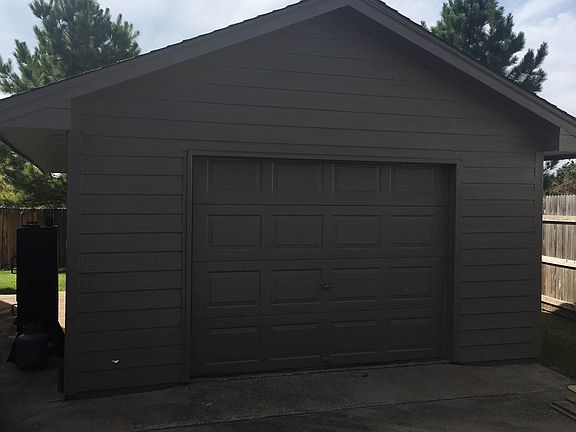Extra 16x26 garage