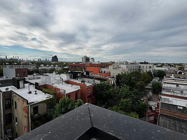 301 Covert St #4E — Photo 17