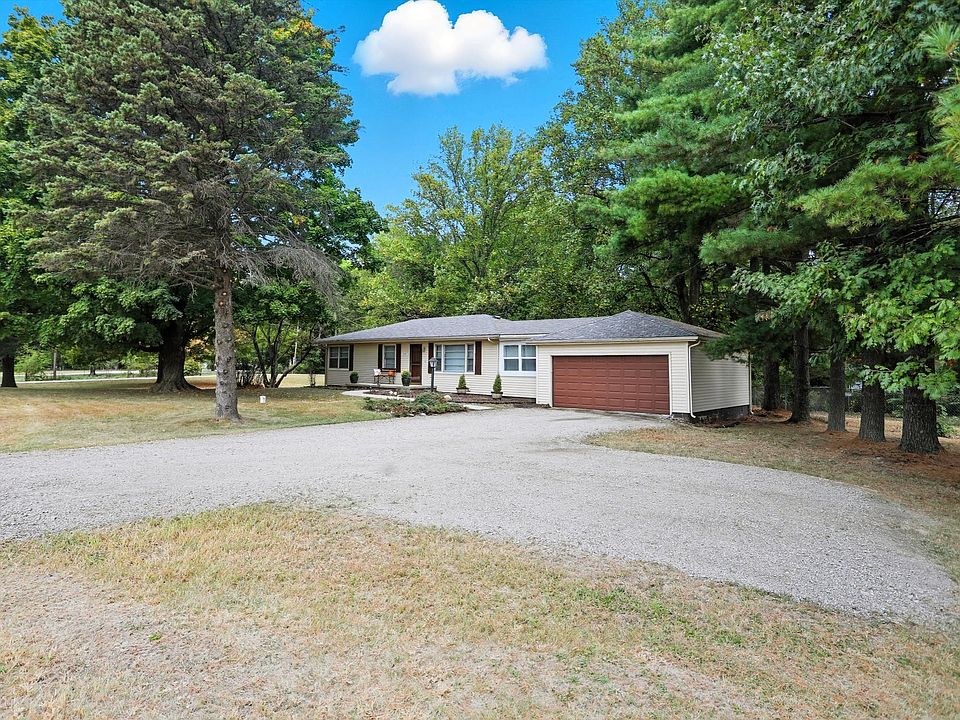 1st image of 1940 Sheridan Rd