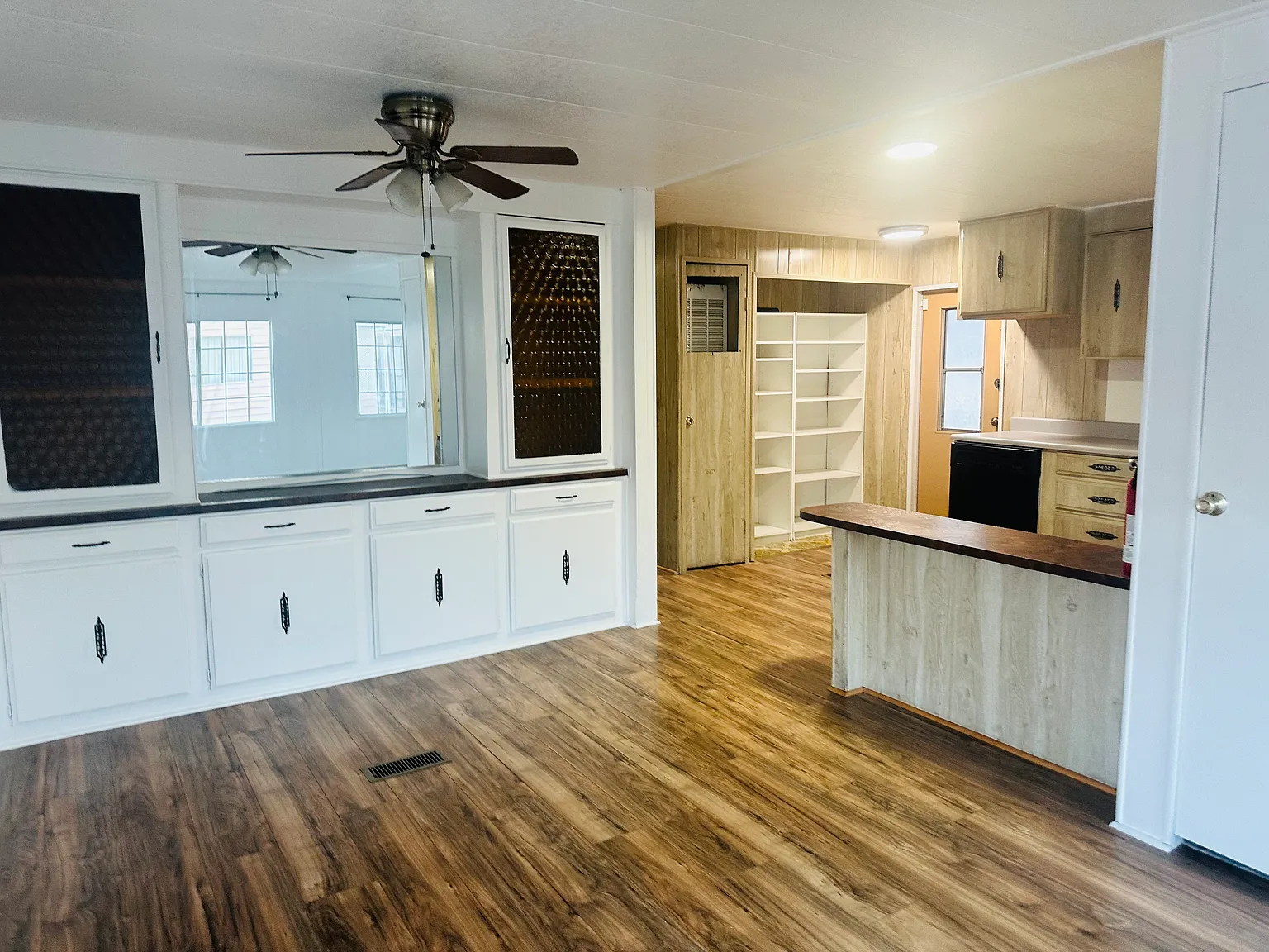 14777 Palm Dr — Photo 4
