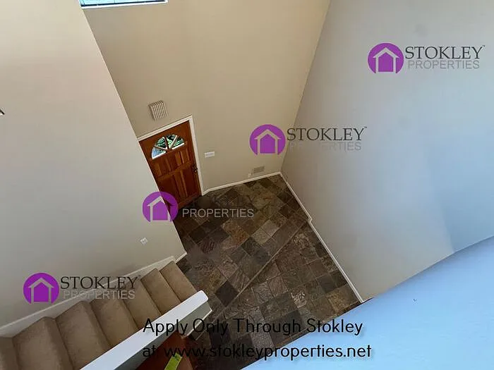 155 Farallon Ct — Photo 36
