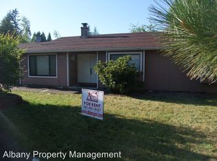 1967 Wimbledon Ct NW, Salem, OR 97304