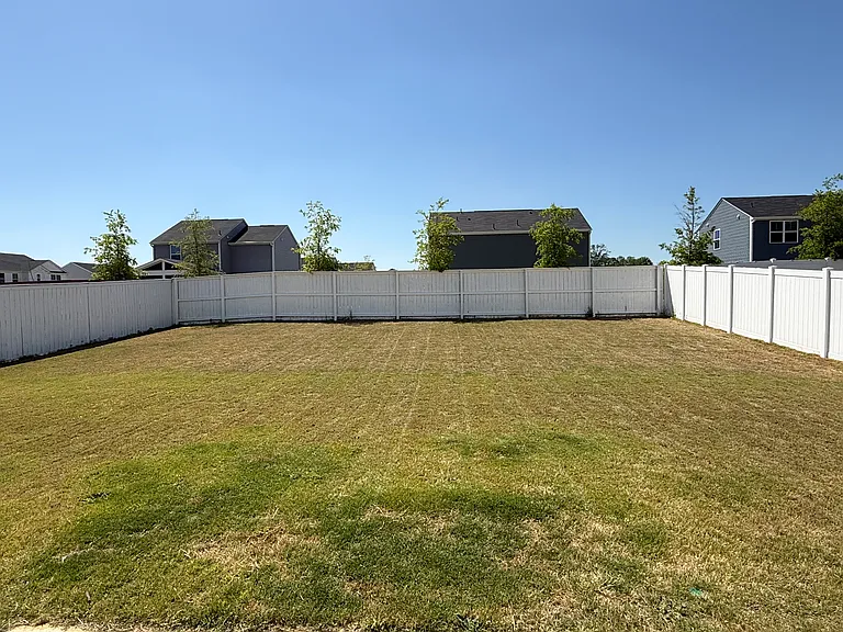 27 Ventasso Dr — Photo 14