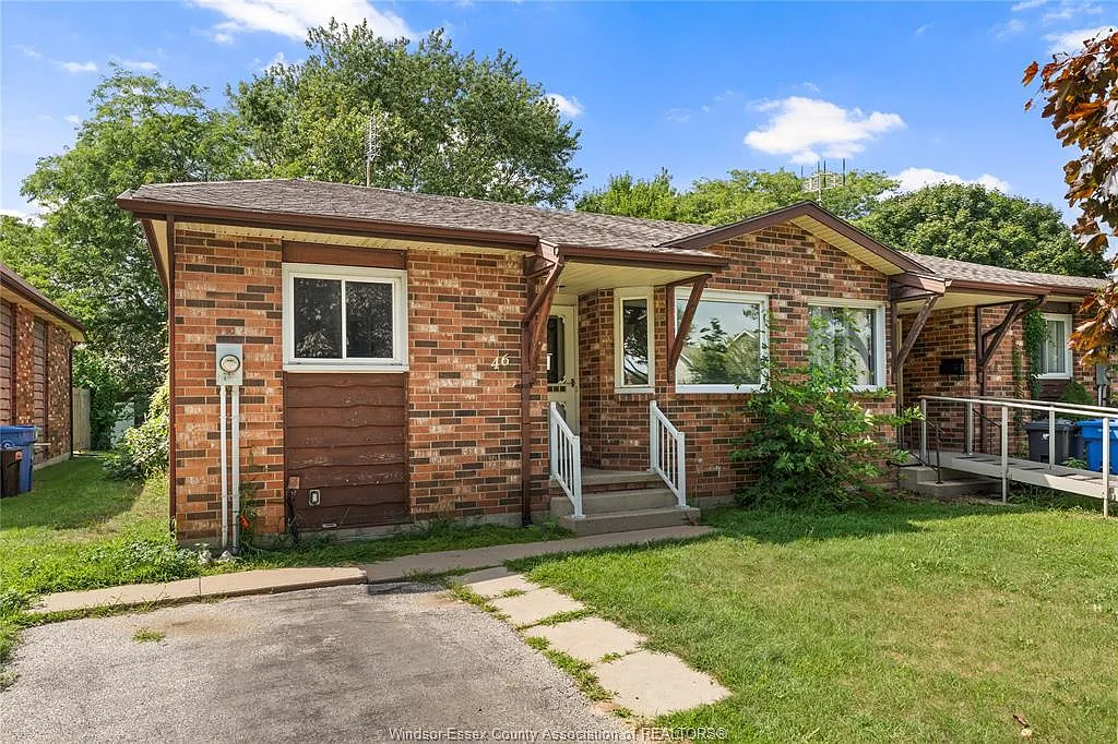 2 bed, $2,300 — Photo 1