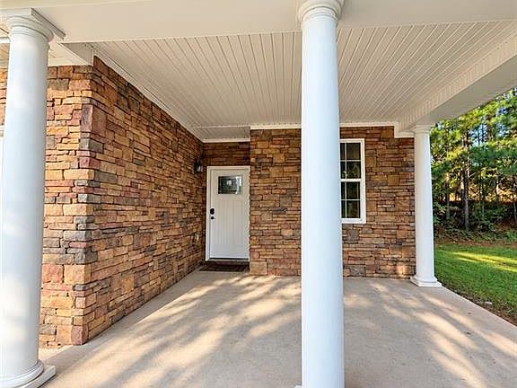 3rd image of 5557 Sable Way