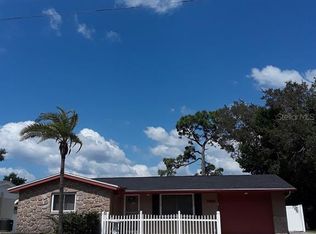 5417 Forest Hills Dr, Holiday, FL 34690