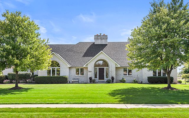 1st image of 24323 W Turnberry Ct
