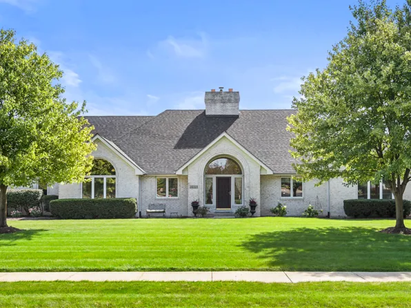 24323 W Turnberry Ct, Naperville, IL 60564