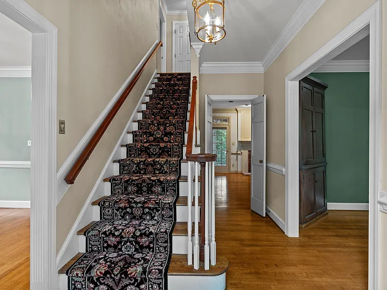 2113 Fallon Oaks Ct — Photo 8