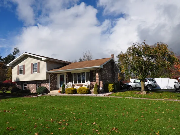 363 Kylertown Drifting Hwy, Morrisdale, PA 16858