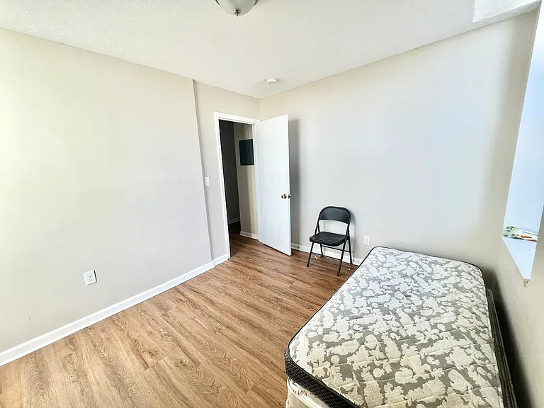 1700 Magazine St #4 — Photo 2