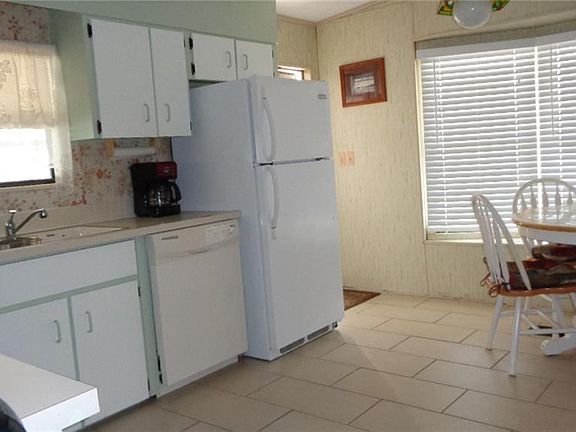 2nd image of 4154 Rolling Oaks Dr