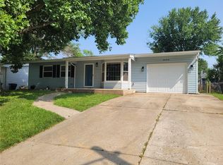 76 Tom Sawyer Dr, Saint Charles, MO 63303