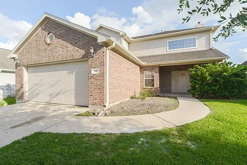 807 Victoria Lakes Dr Photo 1