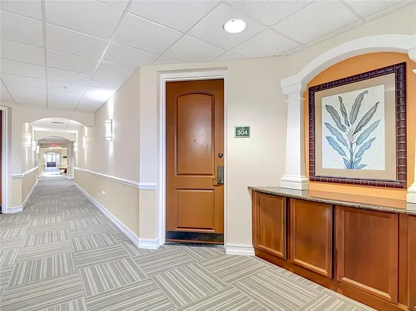 13941 CLUBHOUSE DRIVE #304, TAMPA, FL 33618