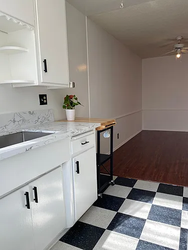 1173 N Curson Ave #7 Photo 1