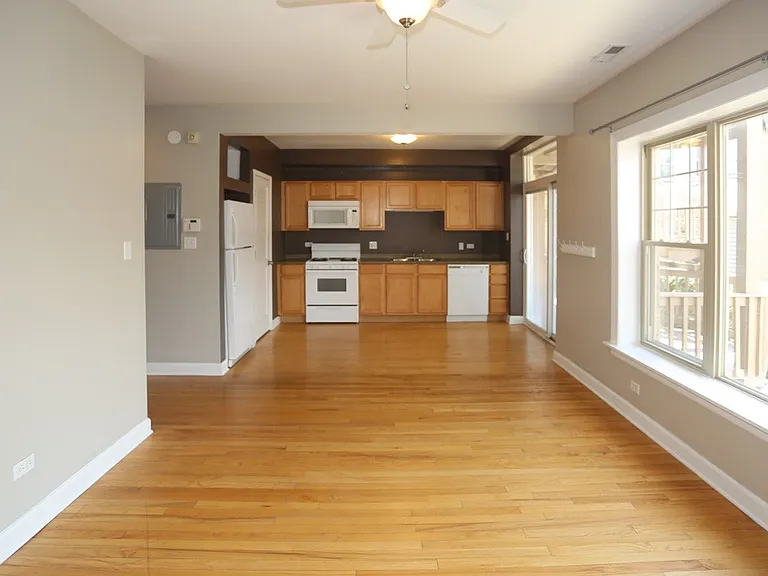 5208 N Sawyer Ave #2 — Photo 8