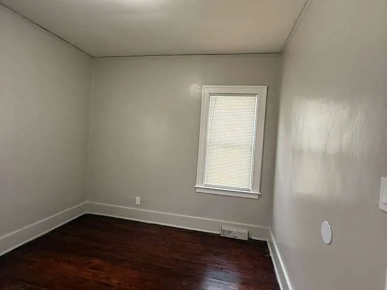13331 Strathmoor St — Photo 10