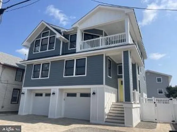 111 E 29th St, Ship Bottom, NJ 08008