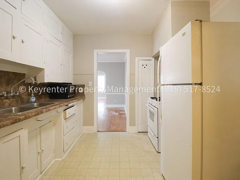 1626 S Indianapolis Ave — Photo 14
