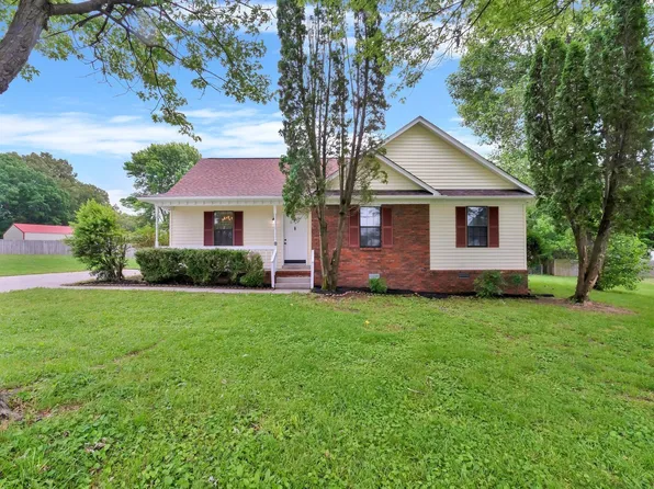 6109 Ebenezer Rd, Greenbrier, TN 37073