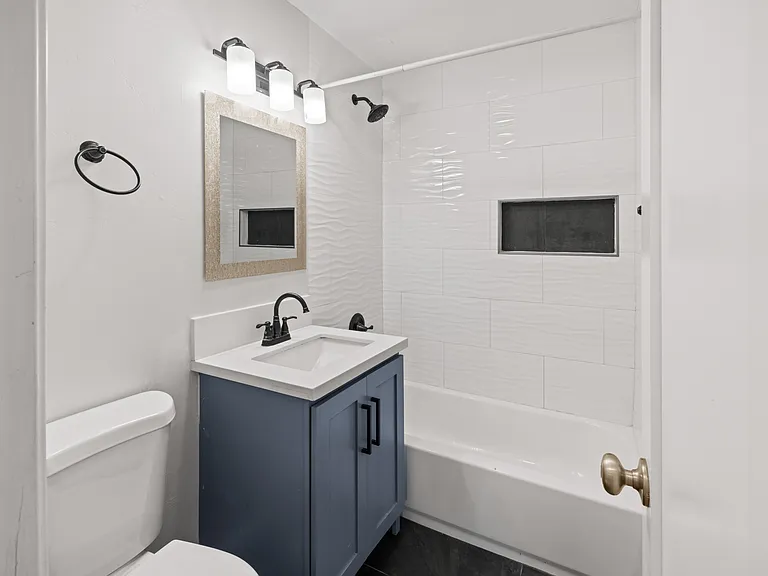 5139 Ewing St — Photo 11
