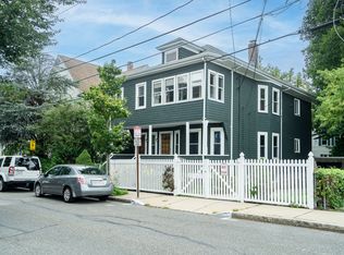 9 Victoria St #9, Somerville, MA 02144