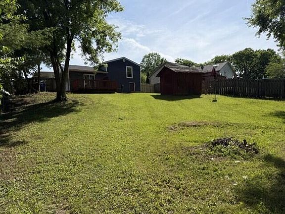 4th image of 2142 Summer Breeze Dr