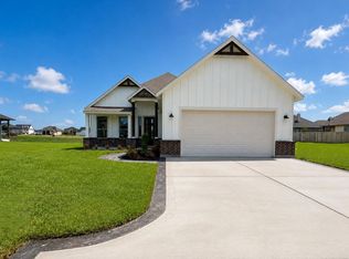 10749 S Lake Mist Ln, Willis, TX 77318