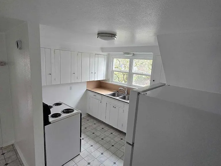 453-455 SE Dos Gatos Ct #457 — Photo 14