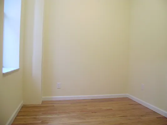 Rented by Mauro Bros Real Estate Services LLC | media 34