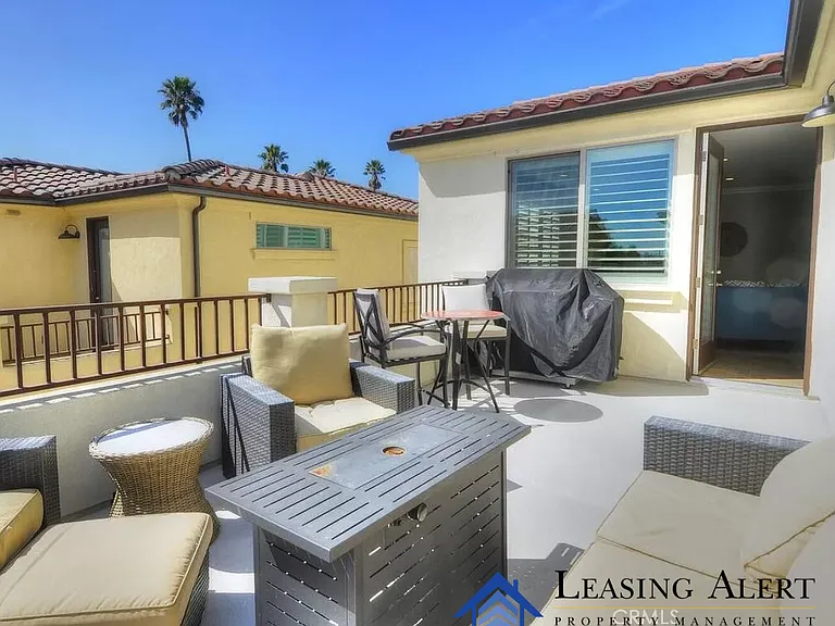 2526 Coburn Ln — Photo 17