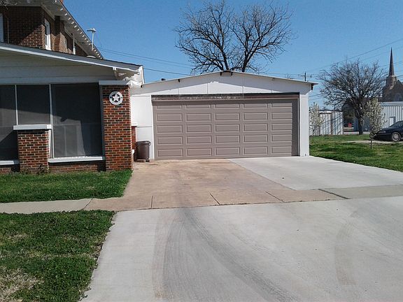 2nd image of 1542 N 4th St