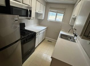 5841 Main St #2, Elkridge, MD 21075