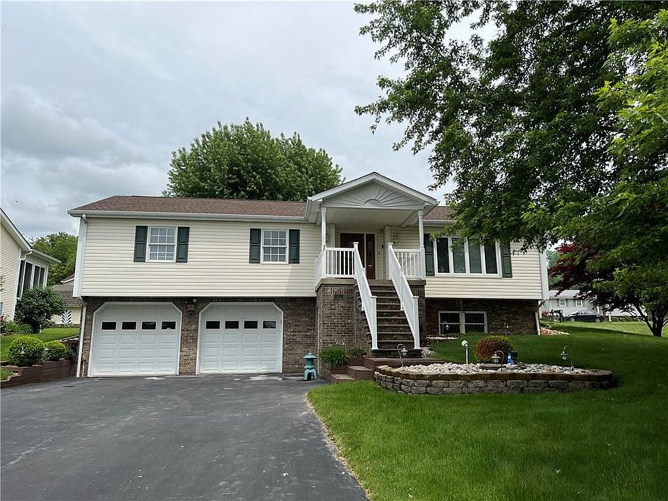 1st image of 61 Ann Ln