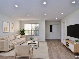 223 16th Ave, Newark, NJ 07103