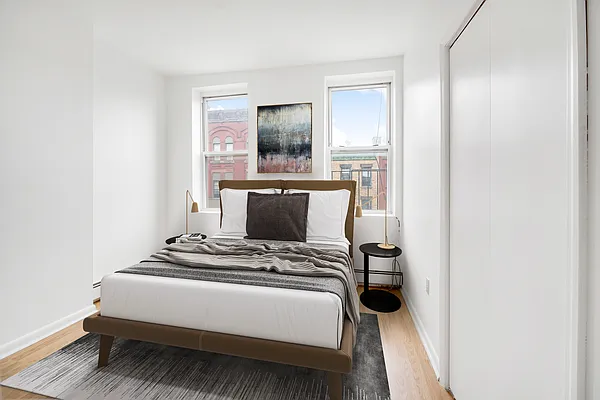 Rented by Compass | media 7