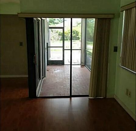 3rd image of 5811 Brighton Ln