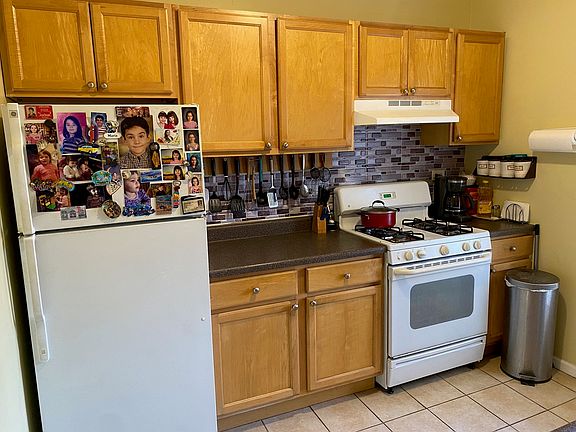 4th image of 4753 N Talman Ave APT 3n
