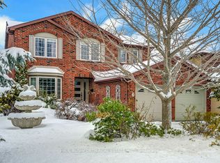 1 Acklam Ter, Ottawa, ON K2K2H1