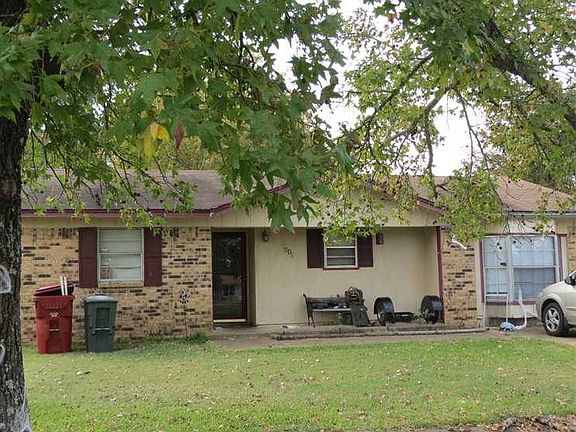 4th image of 1005 Albert Dr